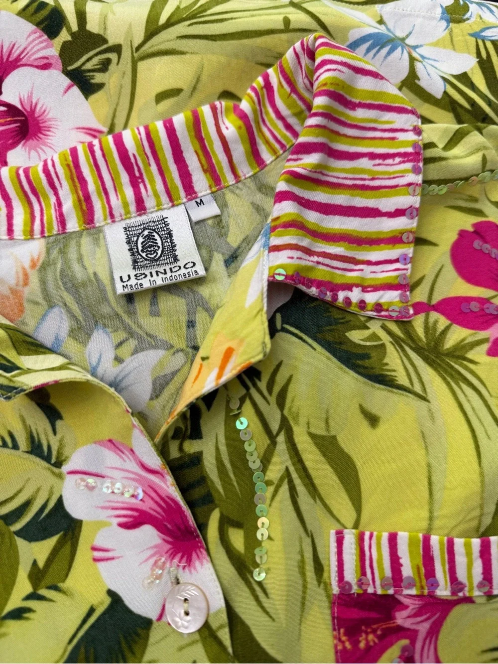 Usindo bright tropical